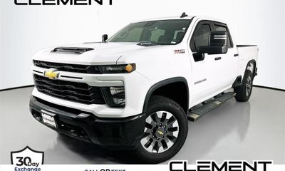 2024 Chevrolet Silverado HD Custom