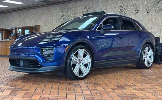 2024 Porsche Macan 4 Electric
