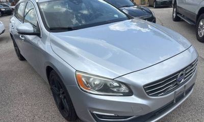 2017 Volvo V60 Premier