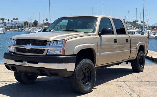 2004 Chevrolet Silverado LS