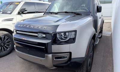 2023 Land Rover Defender 130 X