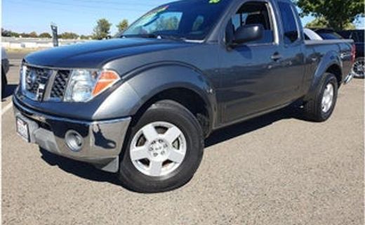 2004 Nissan Frontier XE