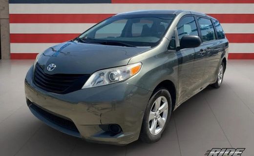 2011 Toyota Sienna