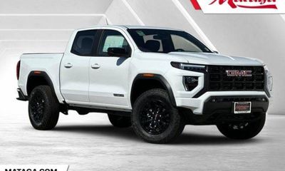 2026 GMC Canyon Elevation