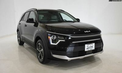 2025 Kia Niro EX Touring