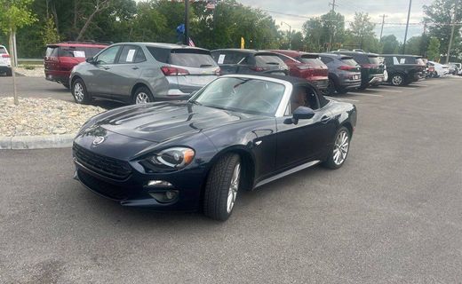 2019 Fiat 124 Spider Lusso