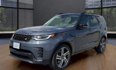 2026 Land Rover Discovery P360 Dynamic SE
