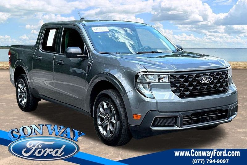 2025 Ford Maverick — a typically priced live listing