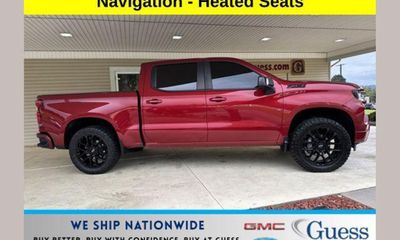 2022 Chevrolet Silverado RST