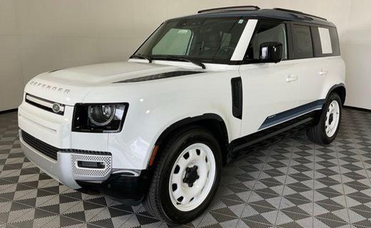 2025 Land Rover Defender 110 S