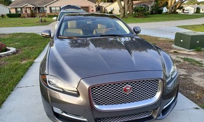 2016 Jaguar XJ XJL Portfolio
