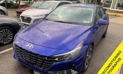2023 Hyundai Elantra Limited