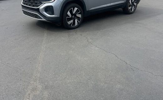 2025 Volkswagen Atlas Cross Sport SE