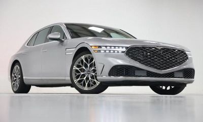 2023 Genesis G90 3 5T E