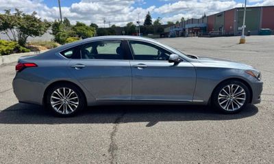 2016 Hyundai Genesis GLS Middle Grade