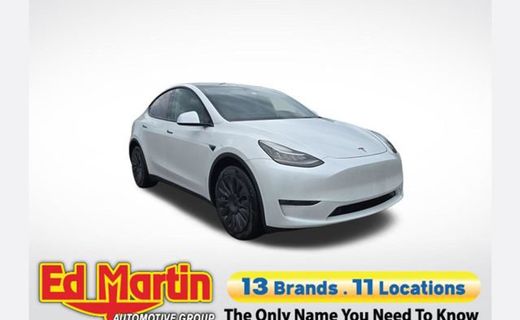 2023 Tesla Model Y Long Range