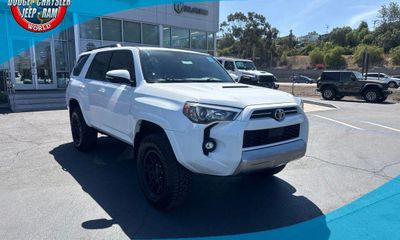 2024 Toyota 4RUNNER TRD Offroad Prem