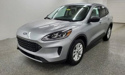 2022 Ford Escape SE