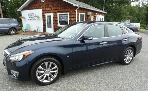 2018 Infiniti Q70 37 Luxe