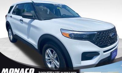 2022 Ford Explorer Base