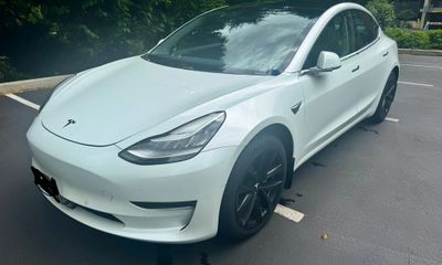2019 Tesla Model 3 Standard Range Plus