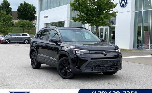 2026 Volkswagen Taos SE Black
