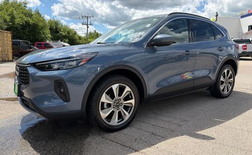 2025 Ford Escape Platinum