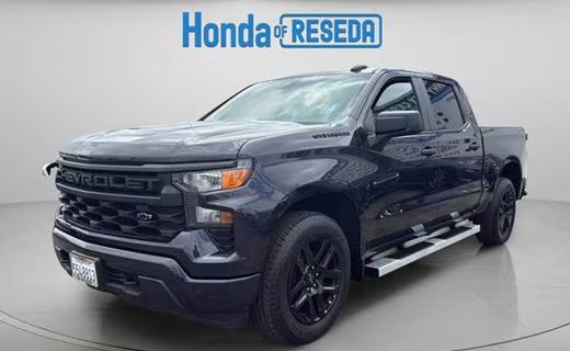 2023 Chevrolet Silverado Custom