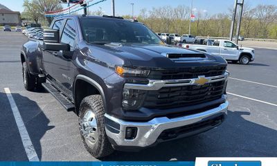 2024 Chevrolet Silverado HD LT
