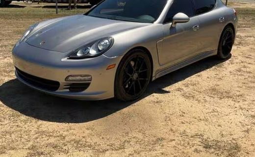 2011 Porsche Panamera