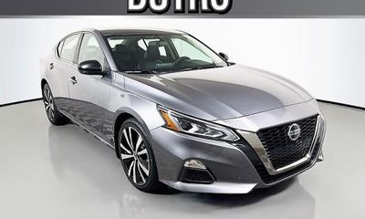 2019 Nissan Altima SR