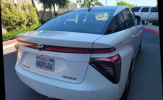 2017 Toyota Mirai Hydrogen Fuel Cell