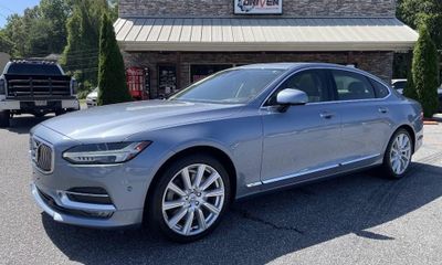 2018 Volvo S90 Inscription