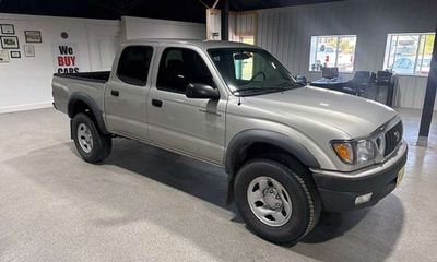 2004 Toyota Tacoma Deluxe