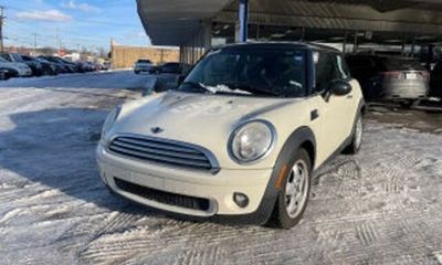 2009 Mini Cooper Base