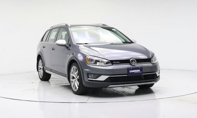2017 Volkswagen Golf Alltrack S SE