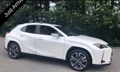 2024 Lexus UX 250H Premium