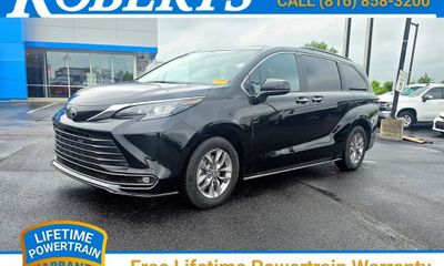 2026 Toyota Sienna XLE