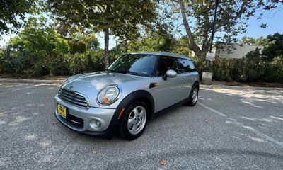 2011 Mini Clubman Base