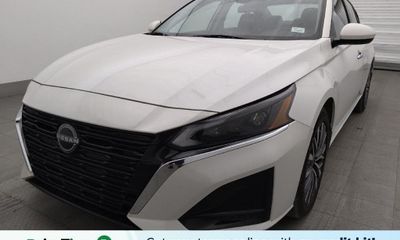2023 Nissan Altima SV