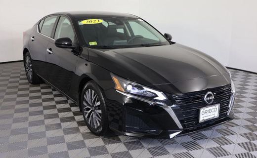 2023 Nissan Altima SV