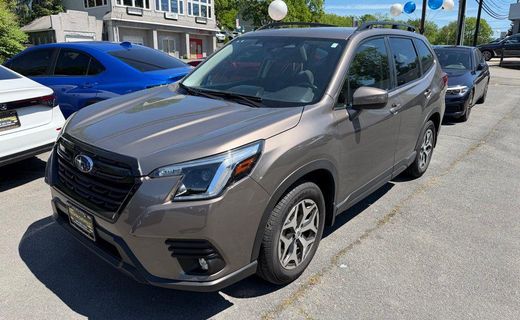 2024 Subaru Forester Premium