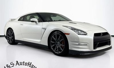 2013 Nissan GT-R Premium