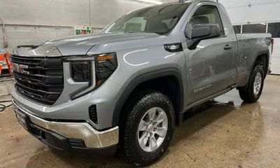 2026 GMC Sierra Pro