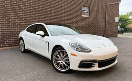 2018 Porsche Panamera