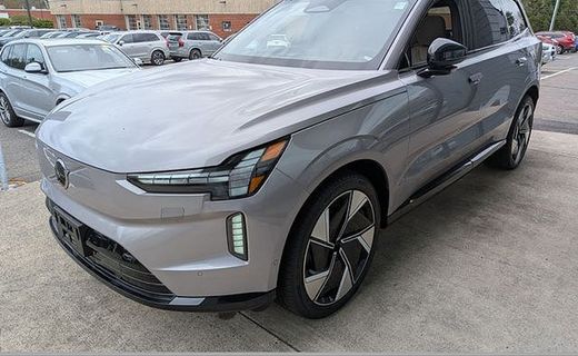 2026 Volvo EX90 Ultra