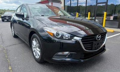 2018 Mazda MAZDA3 Touring