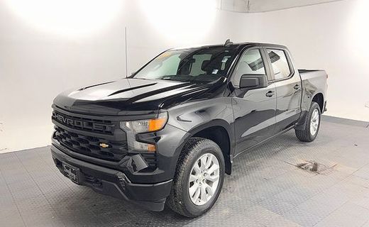2022 Chevrolet Silverado Custom