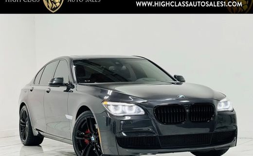 2015 BMW 740i