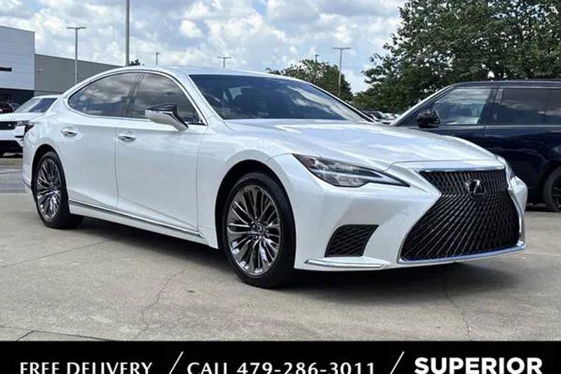 2021 Lexus LS — a typically priced live listing